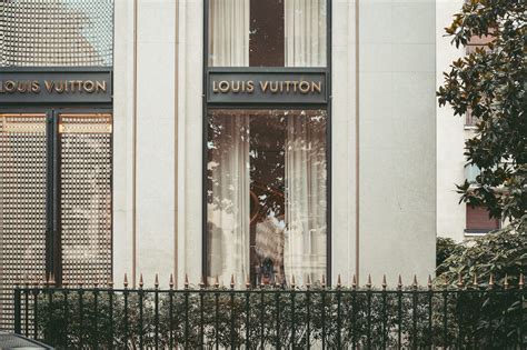 lv montaigne|louis vuitton avenue montaigne.